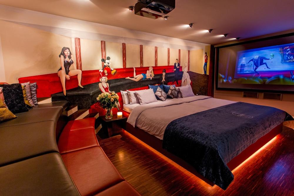 เฮาส์ ออฟ ไทม์ - แฟนซี สวีท Hotel เวียนนา ภายนอก รูปภาพ