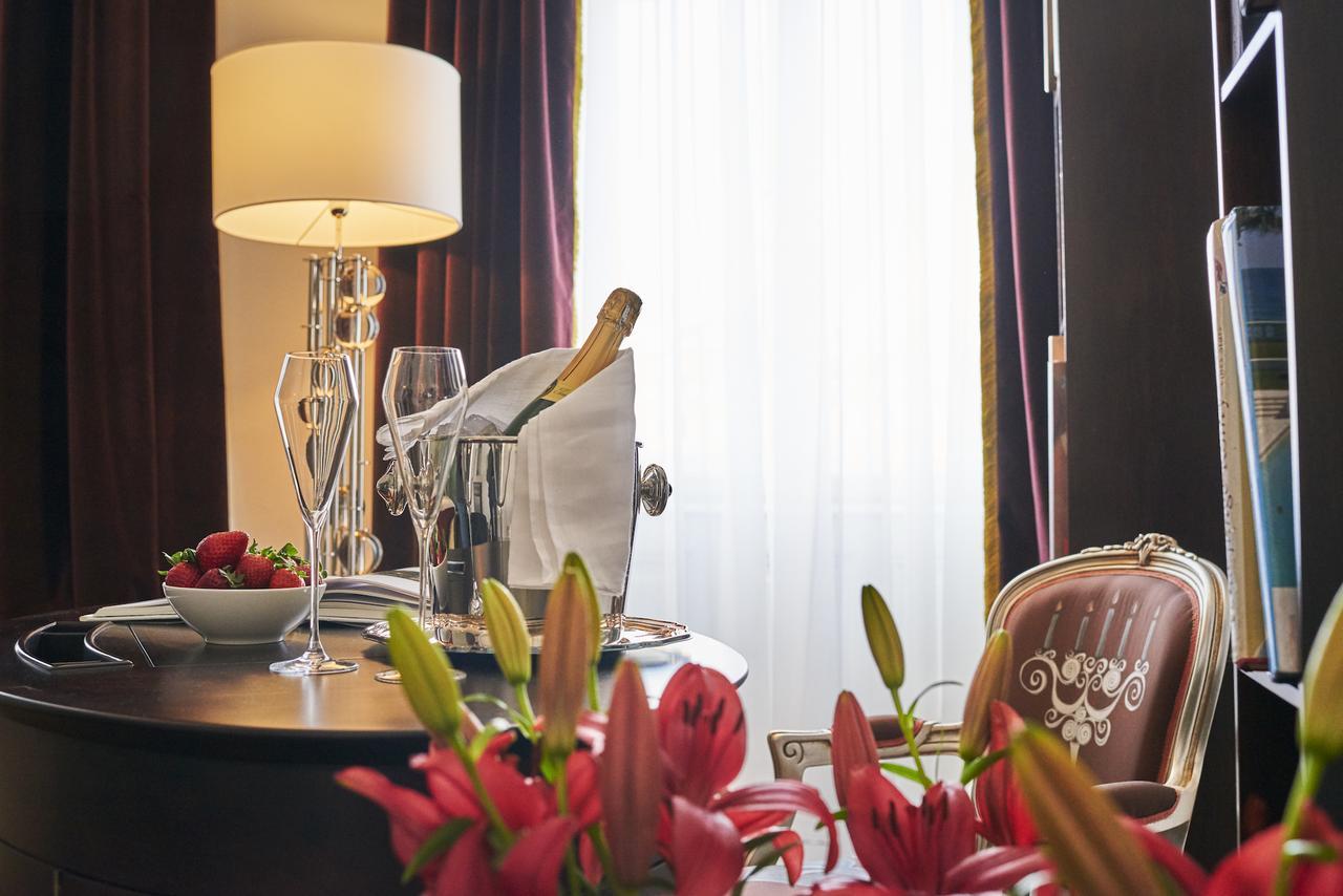 เฮาส์ ออฟ ไทม์ - แฟนซี สวีท Hotel เวียนนา ภายนอก รูปภาพ
