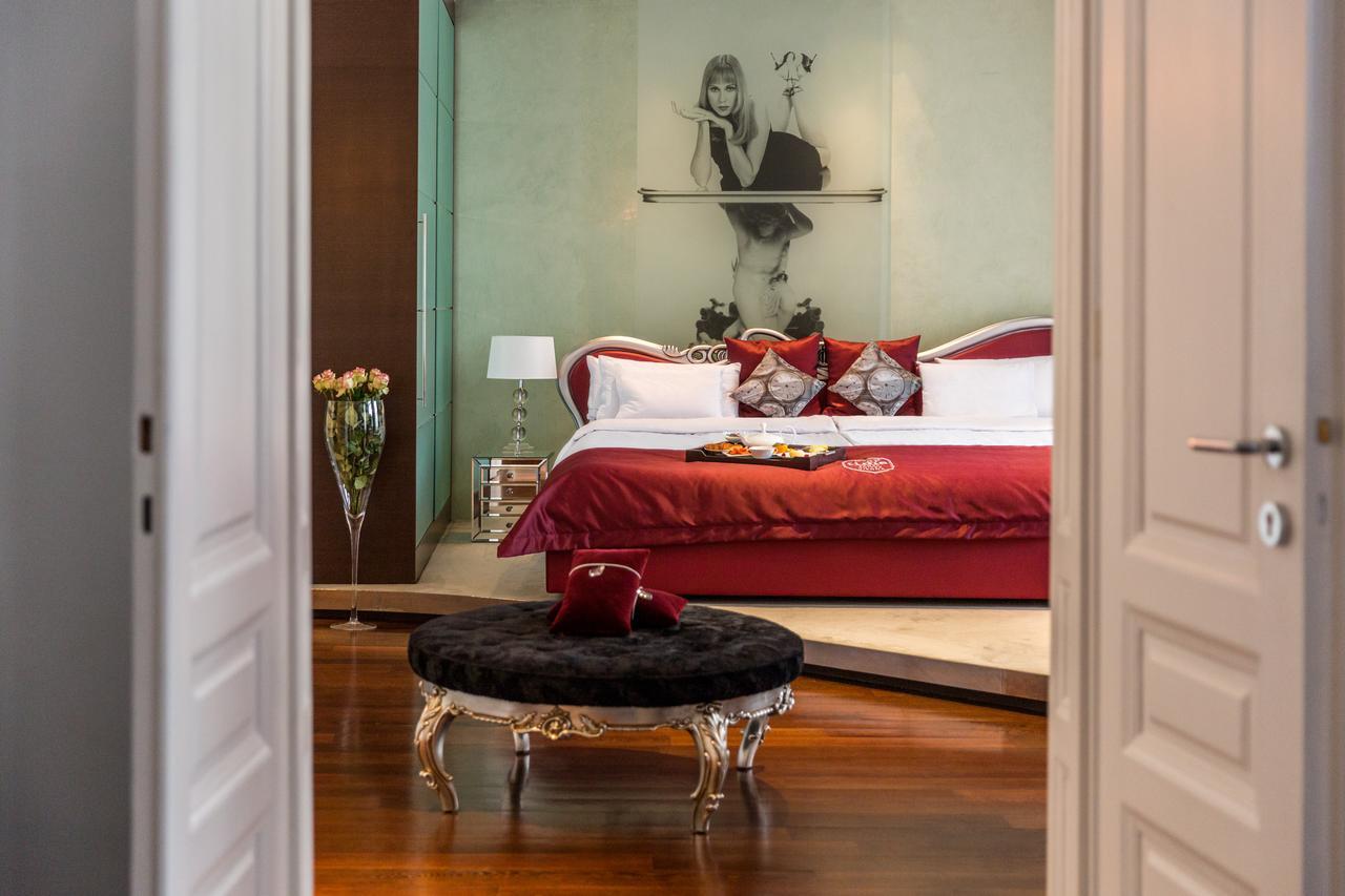 เฮาส์ ออฟ ไทม์ - แฟนซี สวีท Hotel เวียนนา ภายนอก รูปภาพ