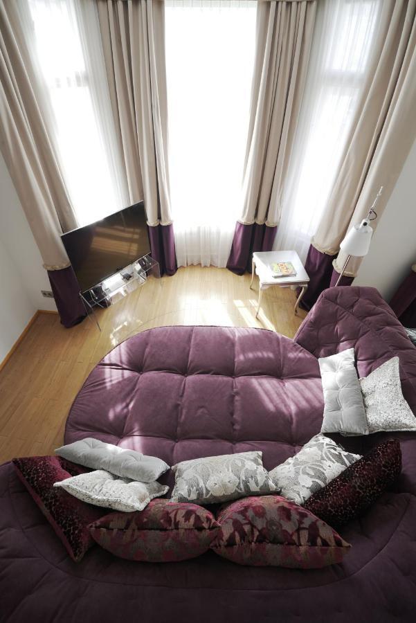เฮาส์ ออฟ ไทม์ - แฟนซี สวีท Hotel เวียนนา ภายนอก รูปภาพ